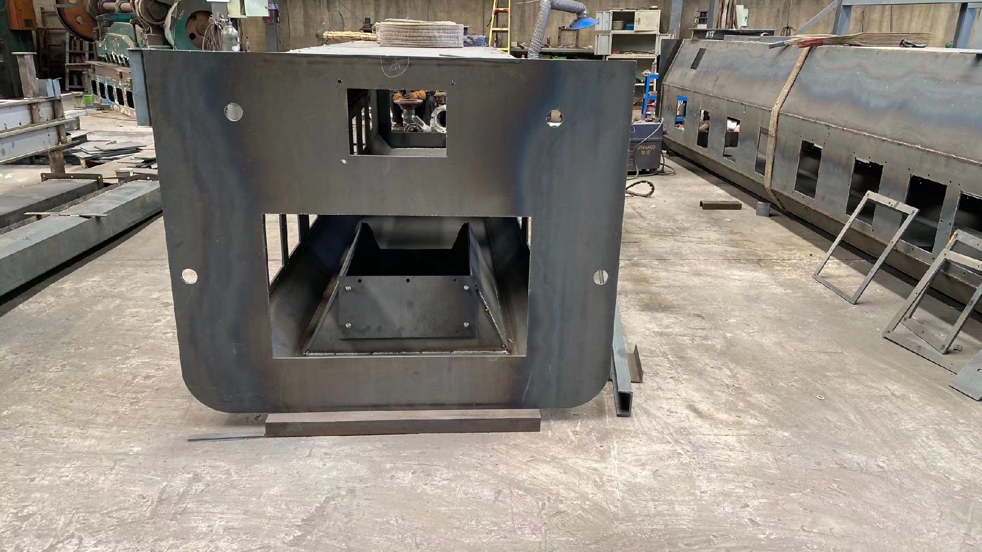 紧俏！全封闭定量给料机/给煤机生产中